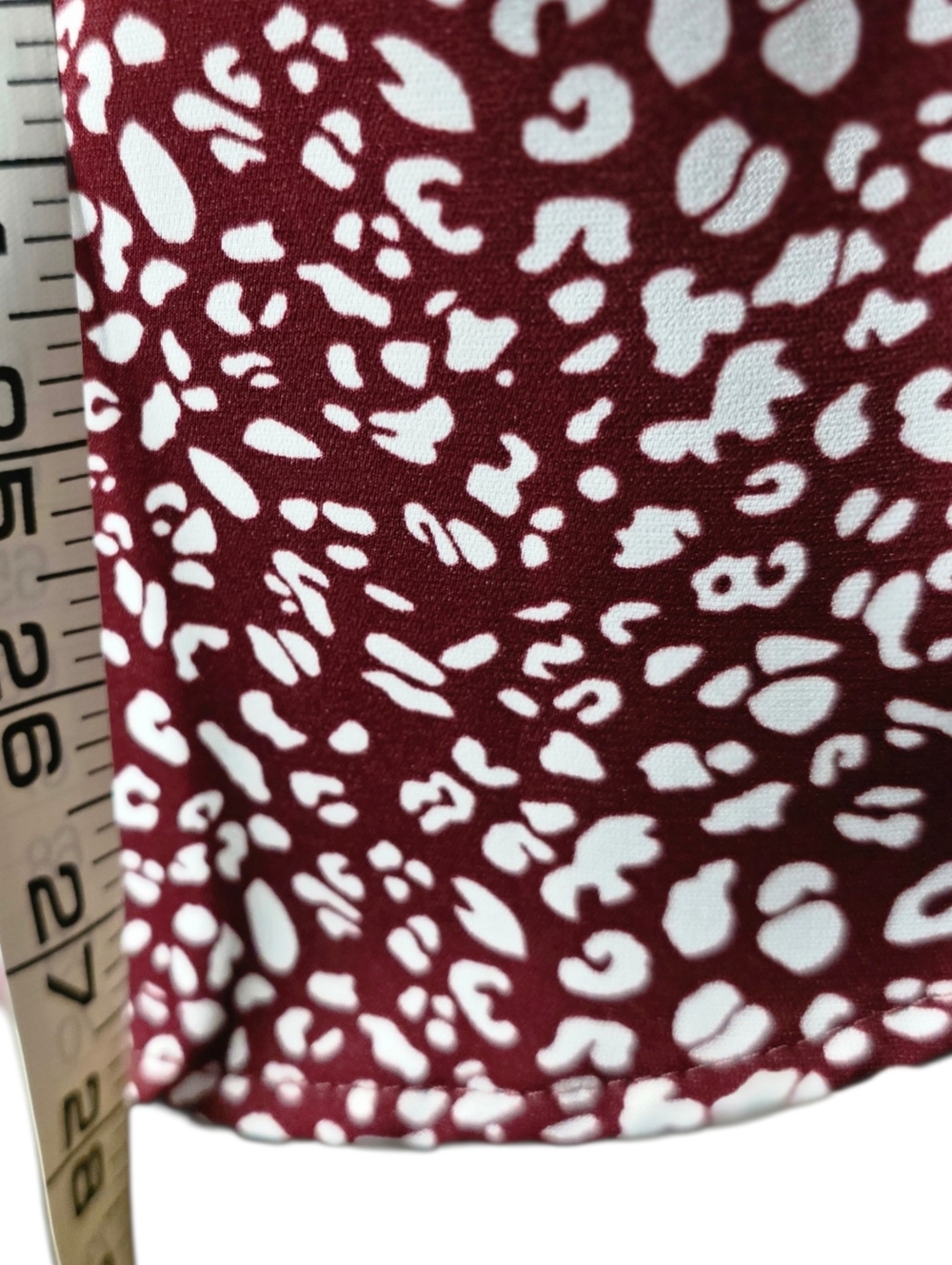 Maroon & White Top Split Bell Sleeves Large - Picture 4 of 8